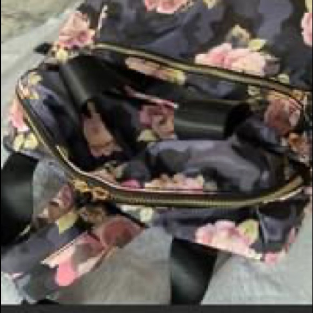 NWT. Icing large backpack.